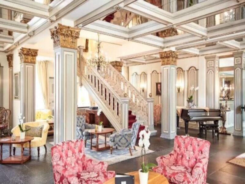 Althoff Hotel Fuerstenhof سيل المظهر الخارجي الصورة The lobby of the hotel