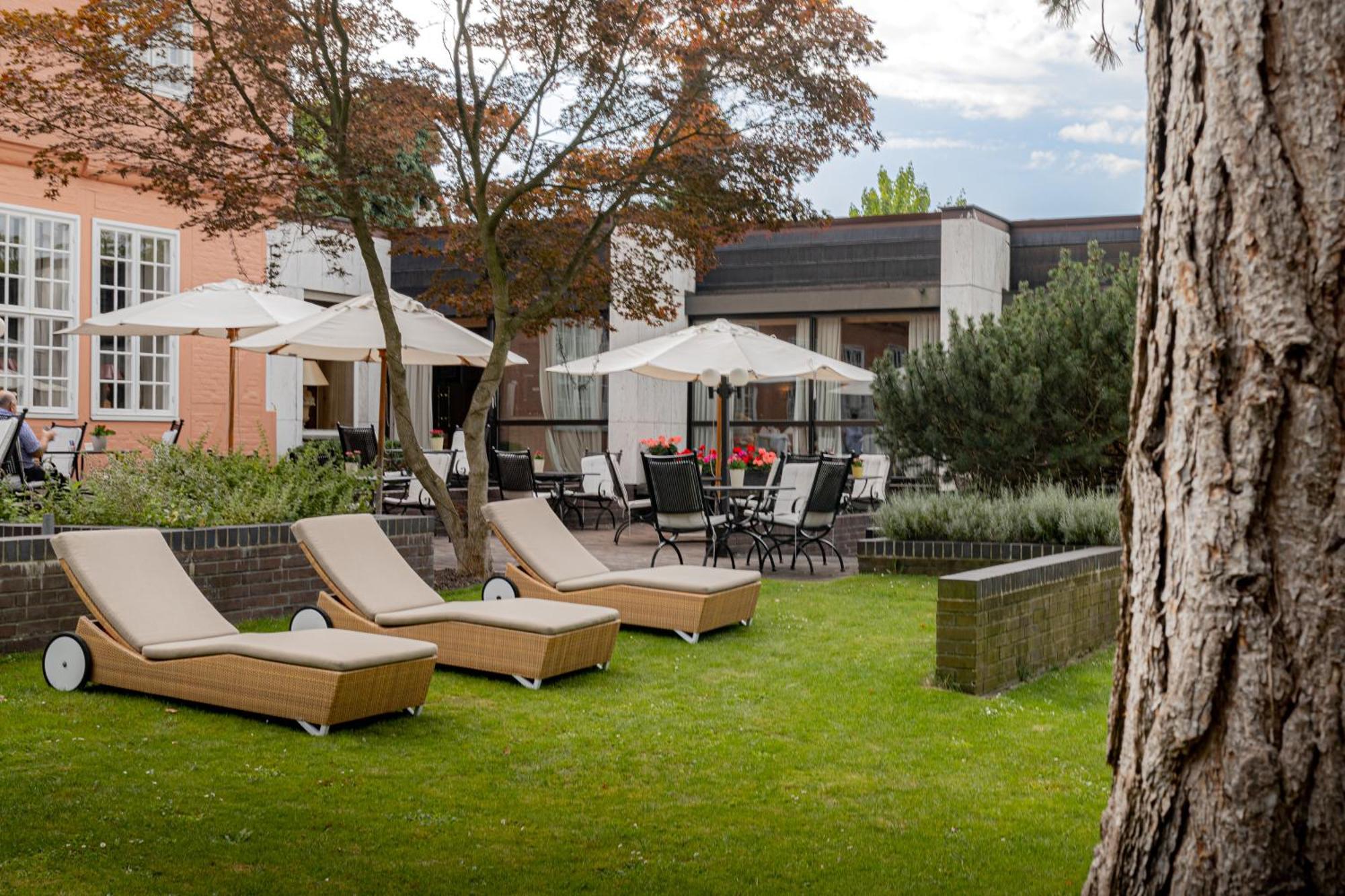 Althoff Hotel Fuerstenhof سيل المظهر الخارجي الصورة The garden