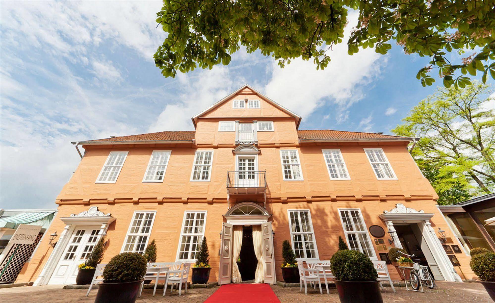 Althoff Hotel Fuerstenhof سيل المظهر الخارجي الصورة The former post office